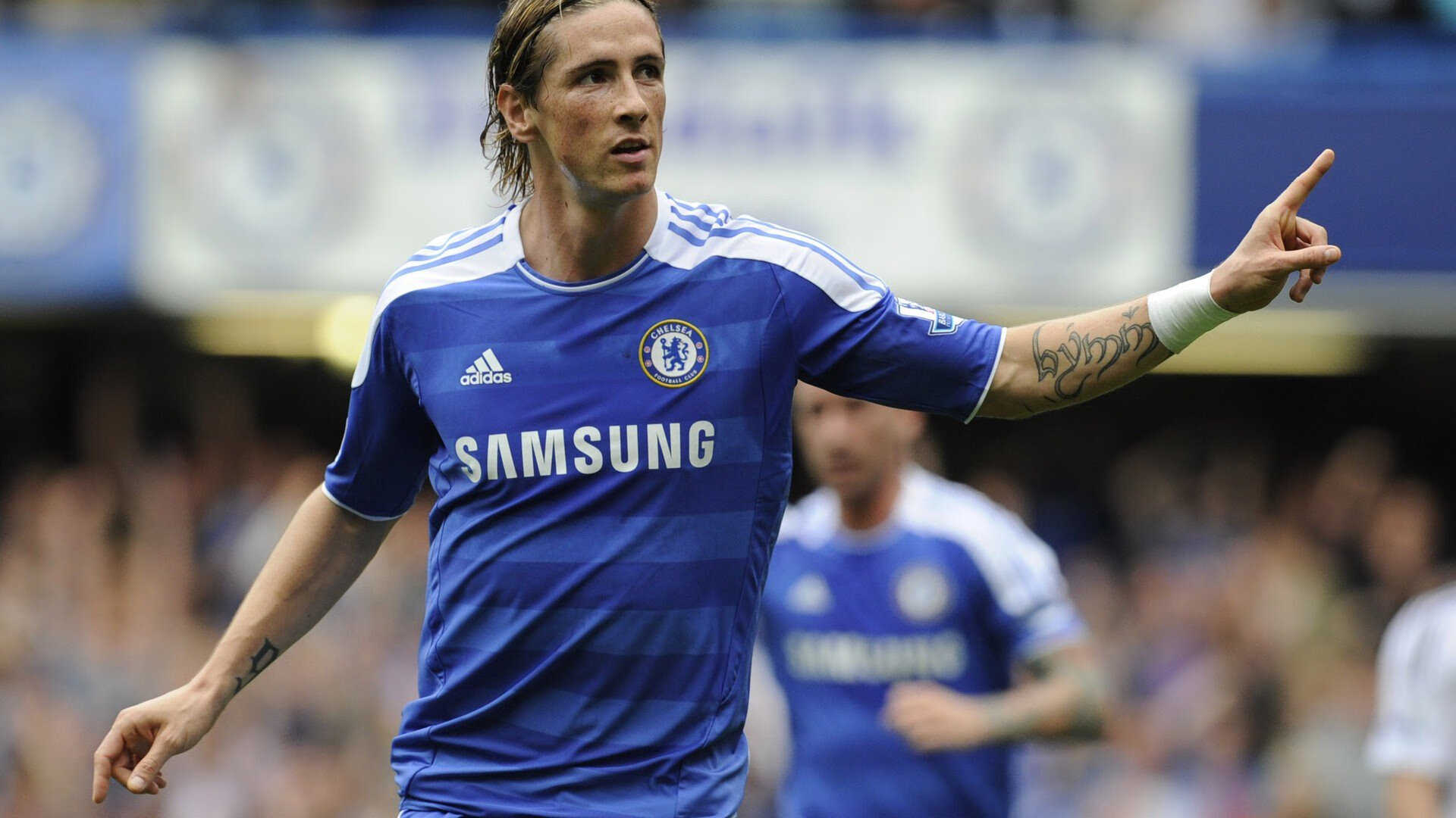 爱游戏体育官方入口-科比生涯：五次夺冠，五个“最伟大时刻”！，科比的五次冠军分别是在哪一年